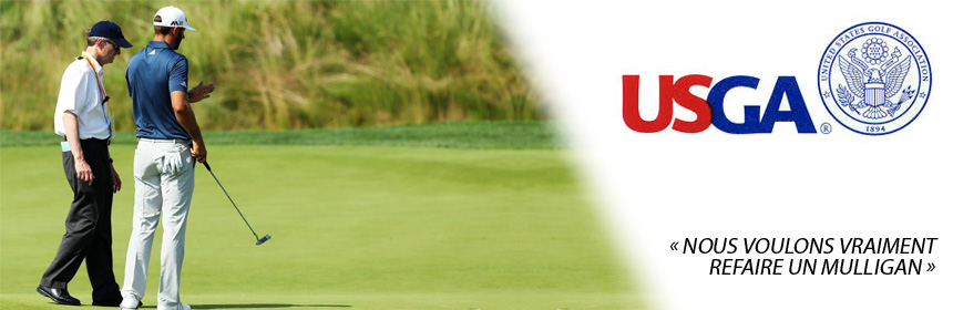 Dustin Johnson, en discussion avec un arbitre de l'USGA
