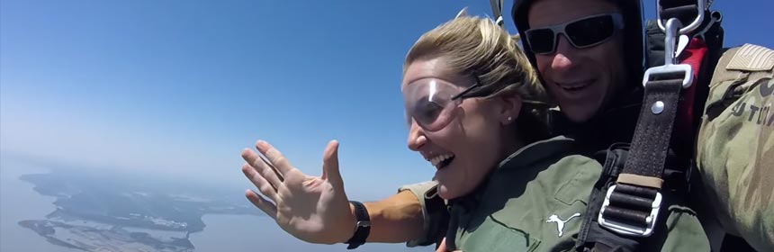 lexi thompson saut en parachute